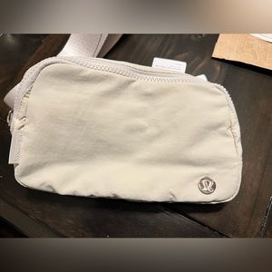 Everywhere belt bag Lululemon